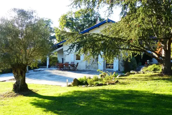 Cours & retraites yoga Landes | Charlotte Alibert | gaiatree maison